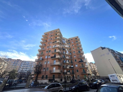 Appartamento in vendita a Torino via Bertrando Spaventa 20