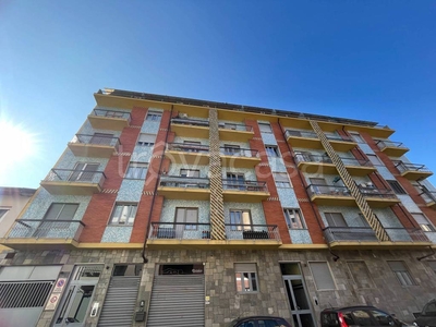 Appartamento in vendita a Torino via Camillo Riccio, 23