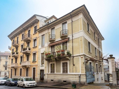 Appartamento in vendita a Torino via Casteggio 11