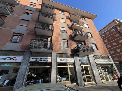 Appartamento in vendita a Torino via Castelgomberto, 143