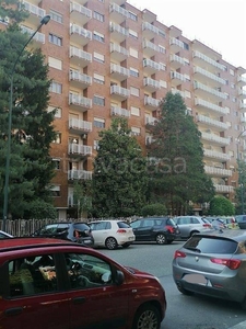 Appartamento in vendita a Torino via Castelgomberto, 38