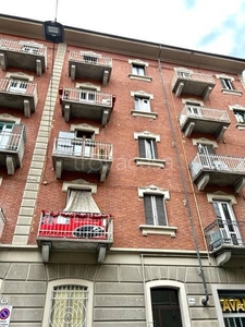 Appartamento in vendita a Torino via Ceva, 45