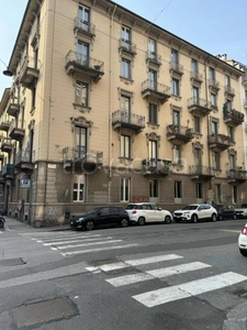Appartamento in vendita a Torino via Claudio Beaumont, 42