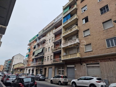 Appartamento in vendita a Torino via Conte di Roccavione, 61