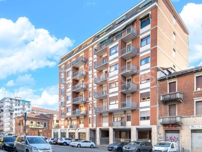 Appartamento in vendita a Torino via Filadelfia, 51