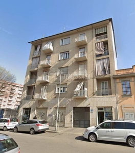 Appartamento in vendita a Torino via Foligno, 90