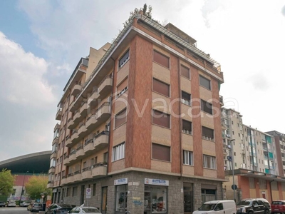Appartamento in vendita a Torino via Frabosa, 1