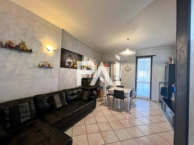 Appartamento in vendita a Torino via Francesco Rismondo