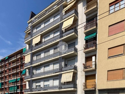 Appartamento in vendita a Torino via genova, 186