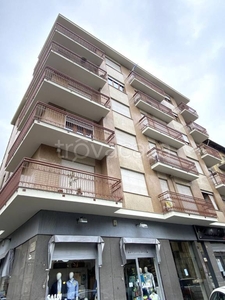 Appartamento in vendita a Torino via Genova, 30