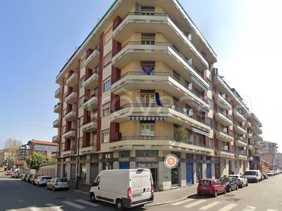 Appartamento in vendita a Torino via Giosuè Borsi, 86