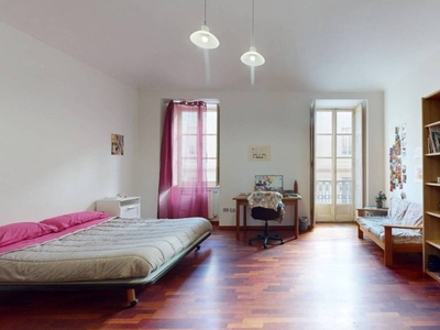 Appartamento in vendita a Torino via Giuseppe Verdi 35