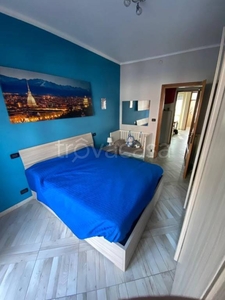 Appartamento in vendita a Torino via Lanusei, 7