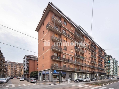 Appartamento in vendita a Torino via Lanzo, 65