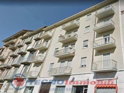 Appartamento in vendita a Torino via Livorno