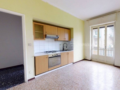 Appartamento in vendita a Torino via Monastir 22