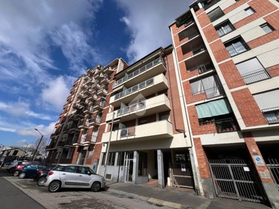 Appartamento in vendita a Torino via Monfalcone, 130