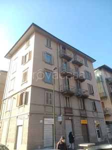 Appartamento in vendita a Torino via Montanaro, 61