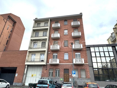 Appartamento in vendita a Torino via Monte Santo, 6