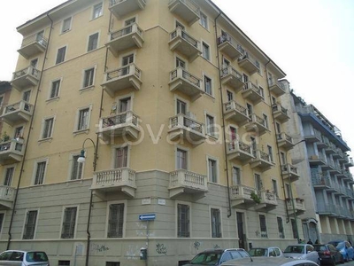 Appartamento in vendita a Torino via Moretta, 49