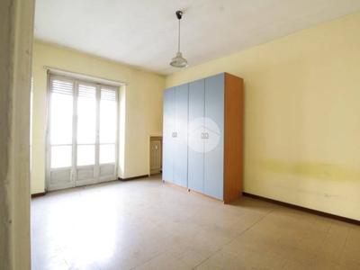 Appartamento in vendita a Torino via Nizza, 389