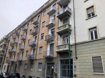 Appartamento in vendita a Torino via Nizza, 389