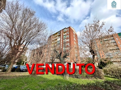Appartamento in vendita a Torino via Nuoro 30/b