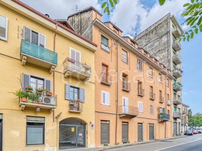 Appartamento in vendita a Torino via Pianezza, 8