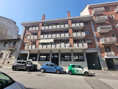 Appartamento in vendita a Torino via Renato Wuillermin 7