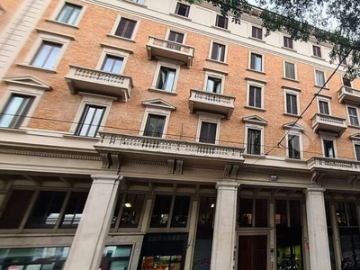 Appartamento in vendita a Torino via sacchi, 58