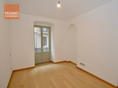 Appartamento in vendita a Torino via Saluzzo 16