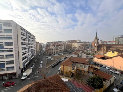 Appartamento in vendita a Torino via San Bernardino, 2