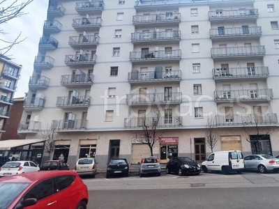 Appartamento in vendita a Torino via Sospello, 144