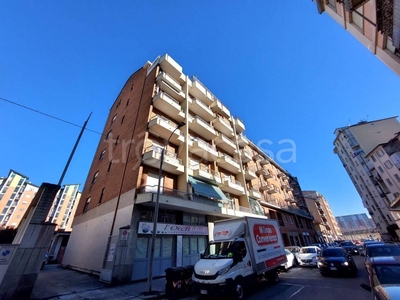 Appartamento in vendita a Torino via Stelvio, 14