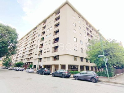 Appartamento in vendita a Torino via Stelvio, 65