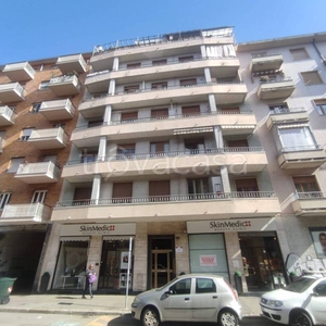 Appartamento in vendita a Torino via Tripoli, 159