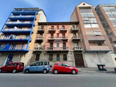 Appartamento in vendita a Torino via Val della Torre, 116