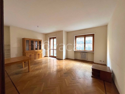 Appartamento in vendita a Torino via Ventimiglia, 82