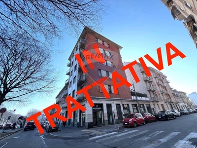Appartamento in vendita a Torino via Vipacco, 1
