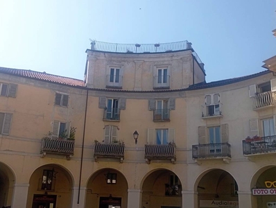 Appartamento in vendita a Venaria Reale piazza Annunziata, 8