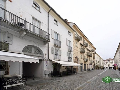 Appartamento in vendita a Venaria Reale via Andrea Mensa, 31