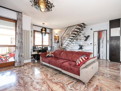 Appartamento in vendita a Venaria Reale via Giovanni Prati, 5