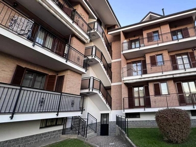 Appartamento in vendita a Volpiano via benvenuto cellini, 34
