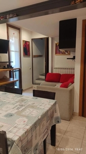 Appartamento in Via D'azeglio , 10, Merone (CO)