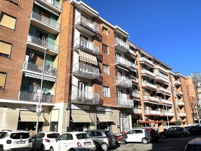 Appartamento in Via Cimarosa, Collegno (TO)