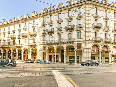 Bilocale in vendita in via Barbaroux 4, Torino