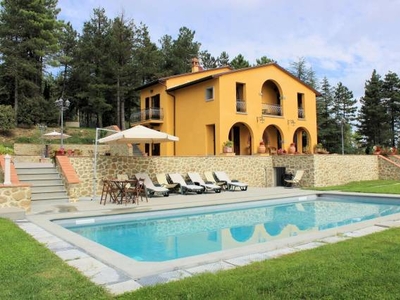 Casa in vendita in Civitella in Val di Chiana, Italia