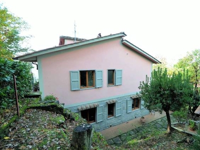 Casa in vendita in Rufina, Italia