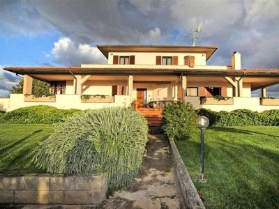 Casa in vendita in Scarlino, Italia
