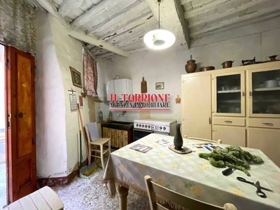 Casa in vendita in Uzzano, Italia